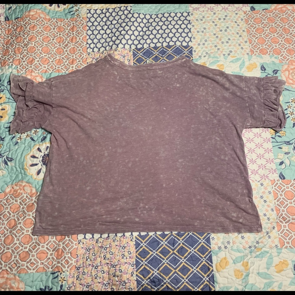 Women’s XL shirt